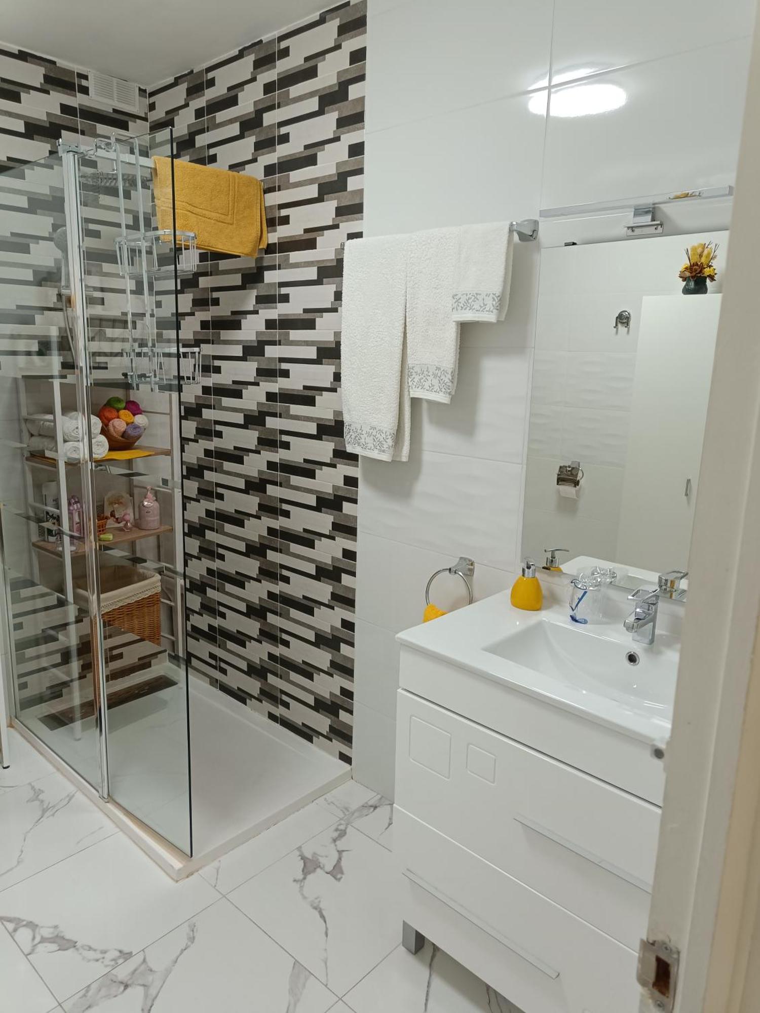 Apartamento Estel La Seu d'Urgell Ngoại thất bức ảnh