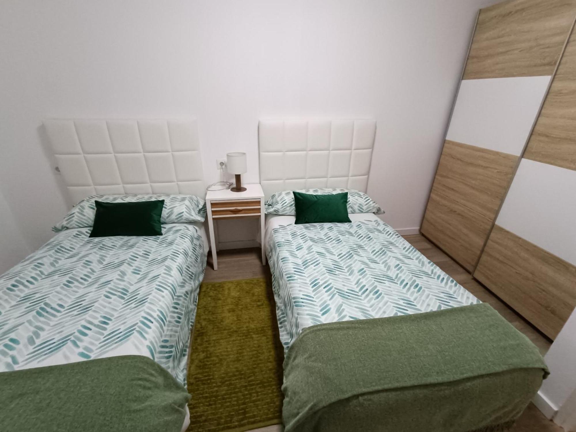 Apartamento Estel La Seu d'Urgell Ngoại thất bức ảnh